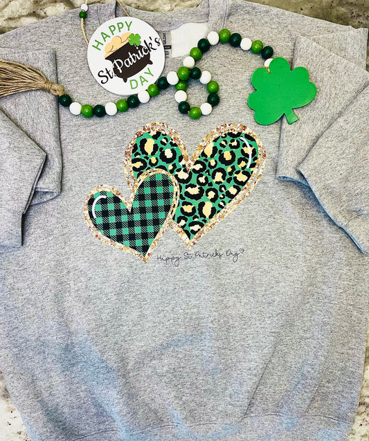 Happy St. Patricks Day Glitter Leopard Hearts Design